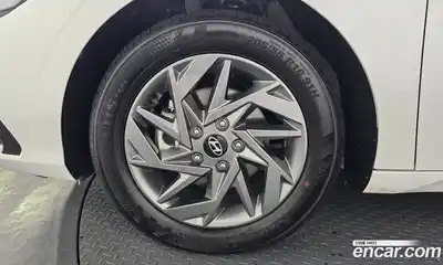 Hyundai Avante 2026 1.6 Автомат в Москве № 46577, миниатюра 3