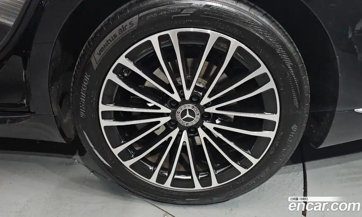 Mercedes-Benz S-Class 2023 2.9 Автомат в Москве № 466415, фото 5