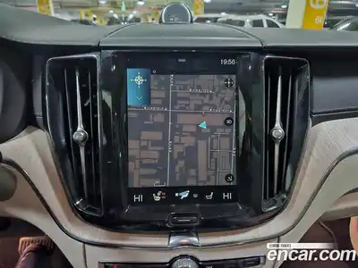 Volvo XC60 2021 2.0 Автомат в Москве № 470159, миниатюра 8