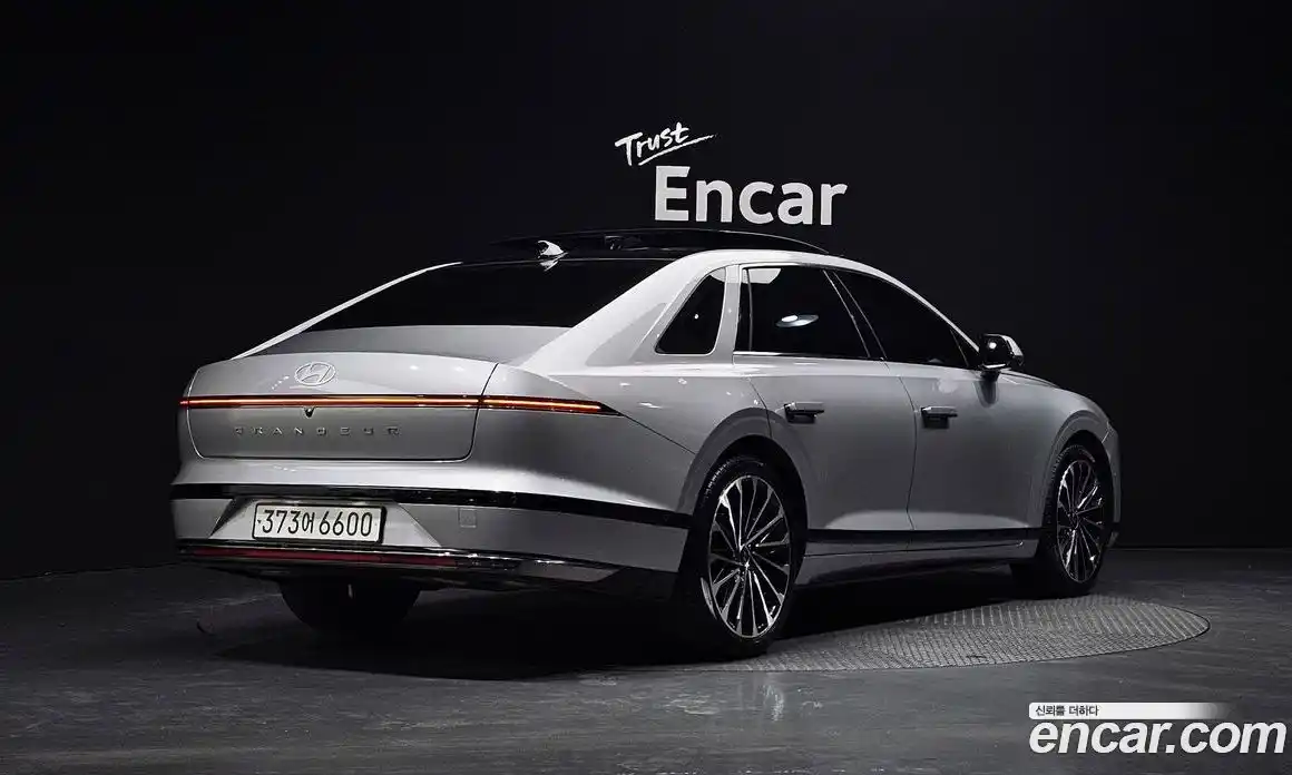 Hyundai Grandeur 2024 1.6 Автомат в Москве № 47100, фото 2