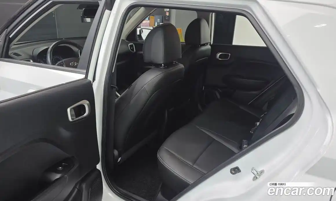 Hyundai Venue 2022 1.6 Автомат в Москве № 48284, фото 11