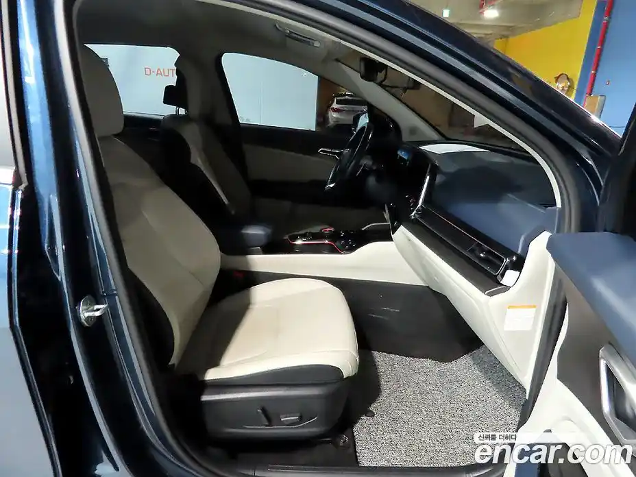 Kia Sportage 2023 1.6 Автомат в Москве № 50773, фото 13