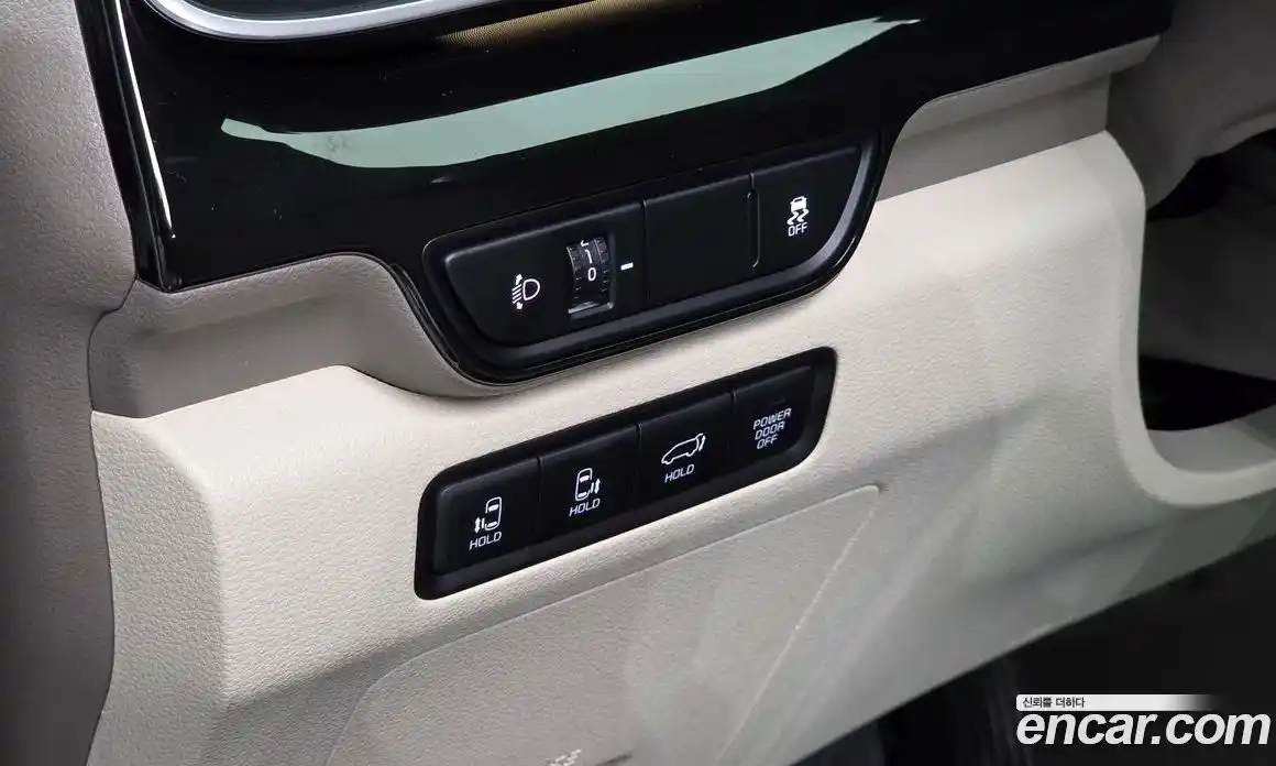 Kia Canival 2025 1.6 Автомат в Москве № 52582, фото 16