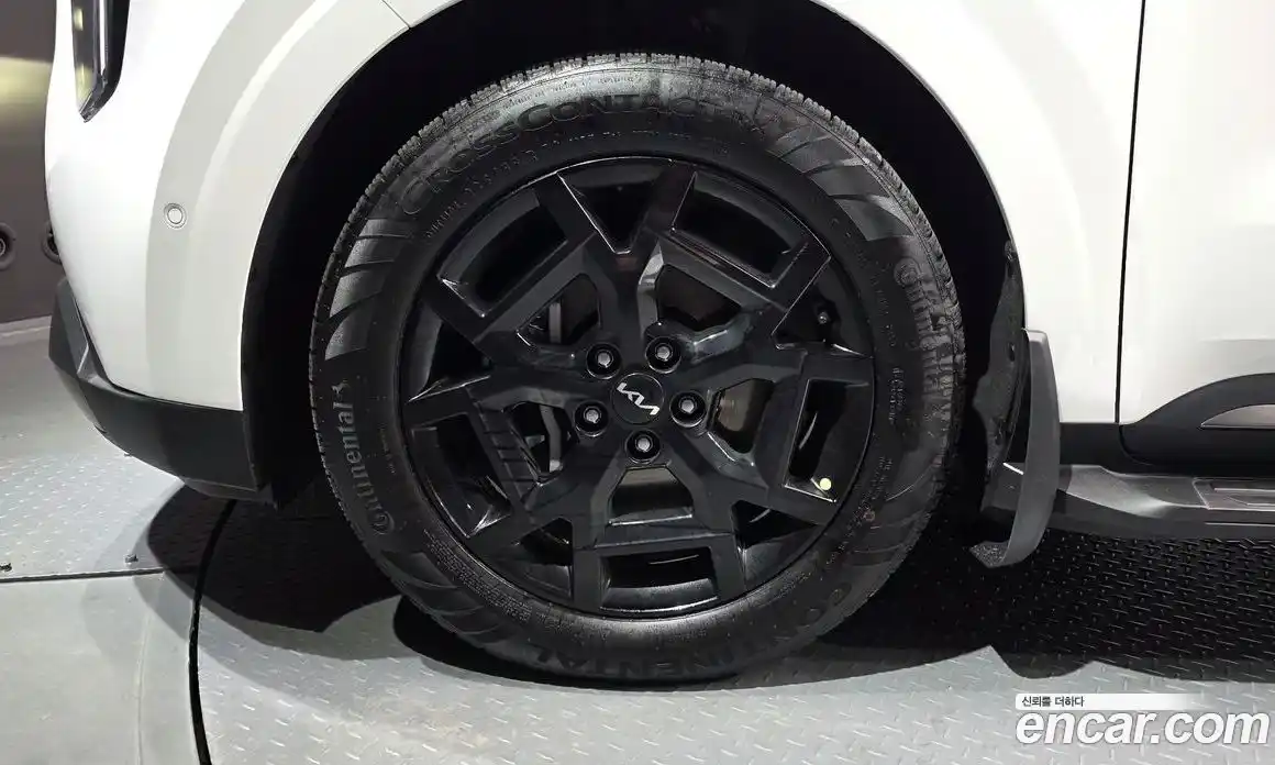 Kia Canival 2025 1.6 Автомат в Москве № 52582, фото 5