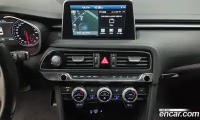 Genesis G70 2018 2.0 Автомат в Москве № 58597, миниатюра 2