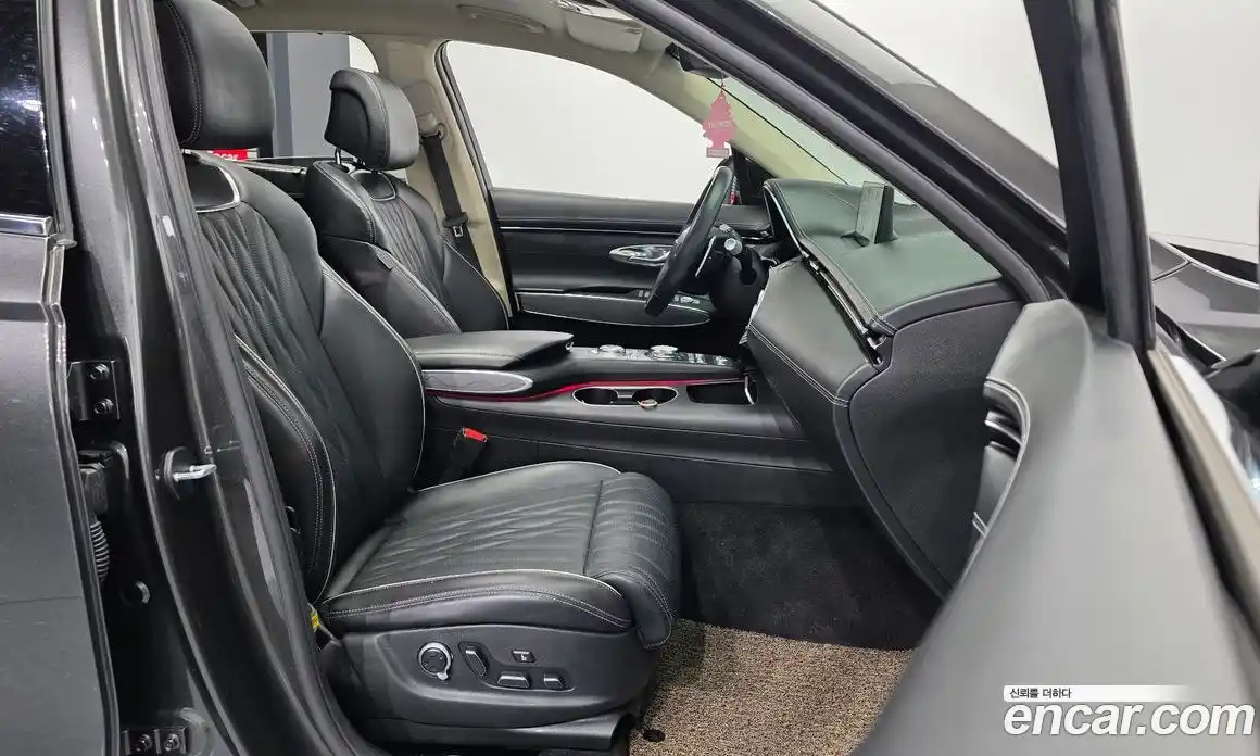 Genesis GV70 2023 2.5 Автомат в Москве № 81443, фото 12