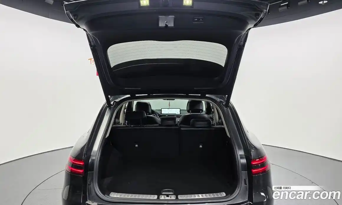 Genesis GV70 2023 2.5 Автомат в Москве № 81443, фото 17