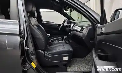 SsangYong Rexton 2021 2.2 Автомат в Москве № 82344, миниатюра 6