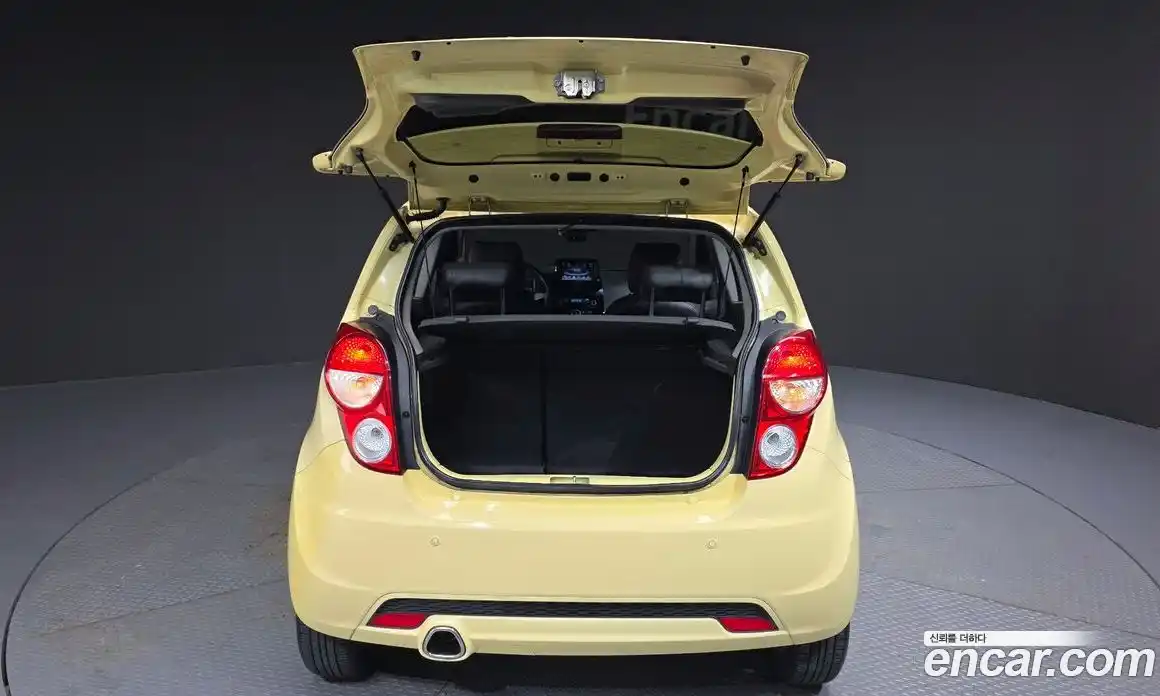 Chevrolet Spark 2013 1.0 Автомат в Москве № 98932, фото 20