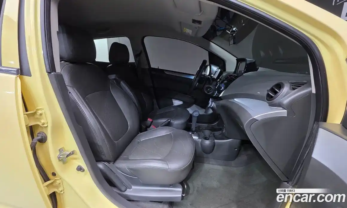 Chevrolet Spark 2013 1.0 Автомат в Москве № 98932, фото 10