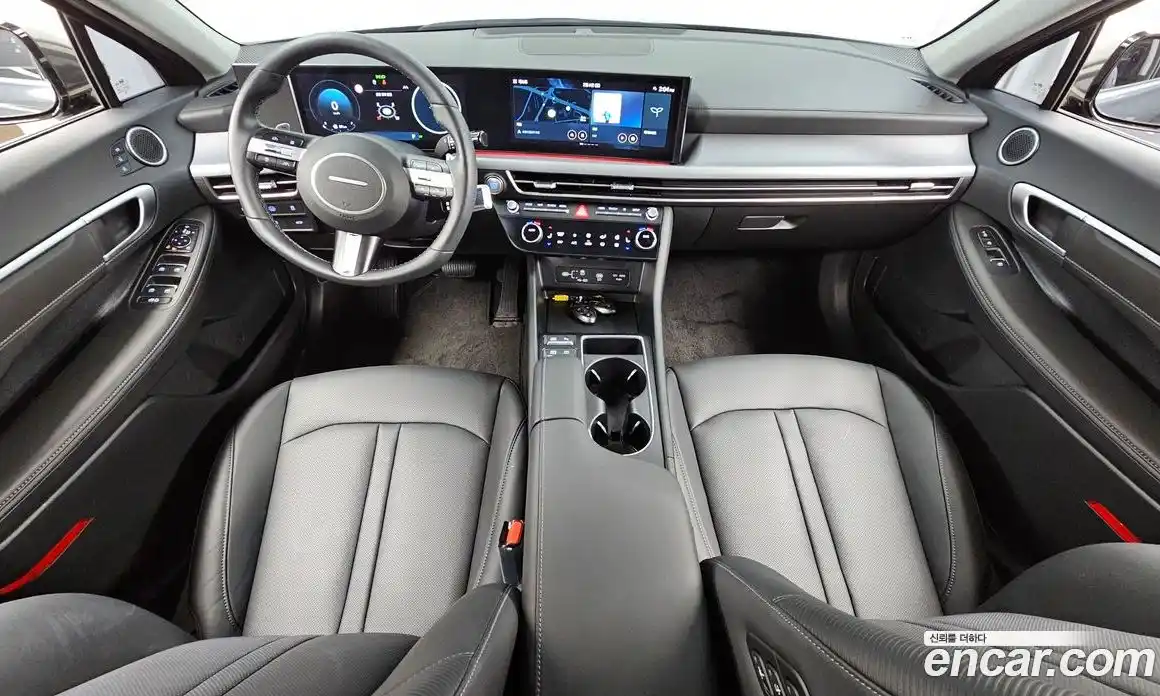 Hyundai Sonata 2024 2.0 Автомат в Москве № 10462, фото 18