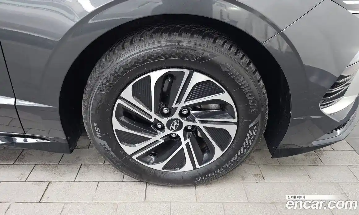 Hyundai Sonata 2024 2.0 Автомат в Москве № 10462, фото 5