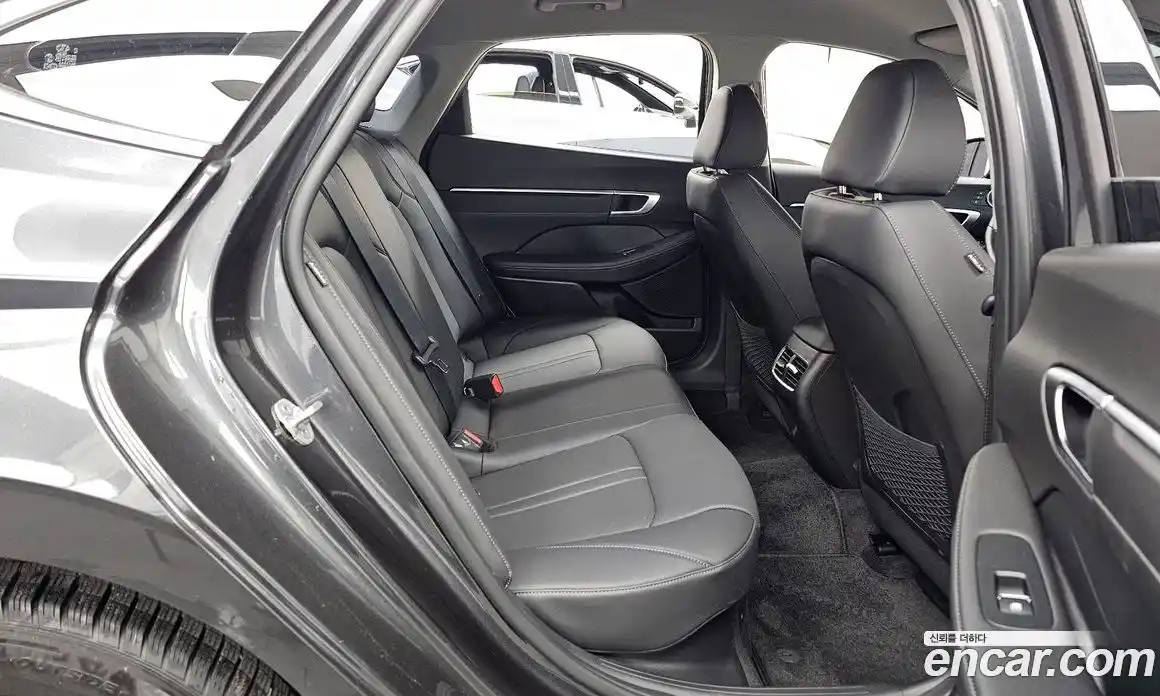 Hyundai Sonata 2024 2.0 Автомат в Москве № 10462, фото 6