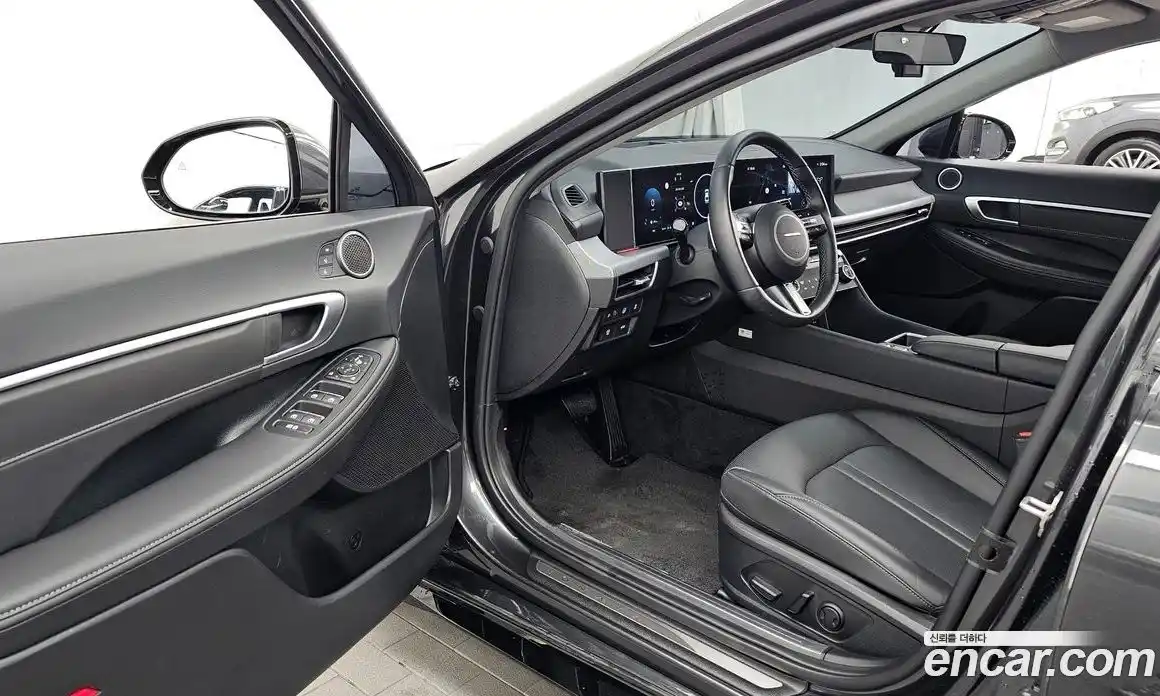 Hyundai Sonata 2024 2.0 Автомат в Москве № 10462, фото 7