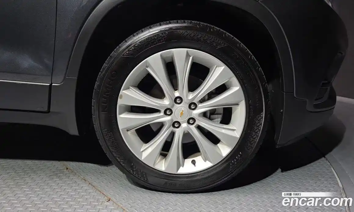 Chevrolet Trax 2017 1.4 Автомат в Москве № 104710, фото 13