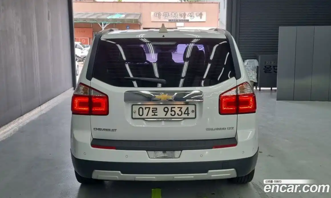 Chevrolet Orlando 2017 2.0 Автомат в Москве № 105741, фото 3