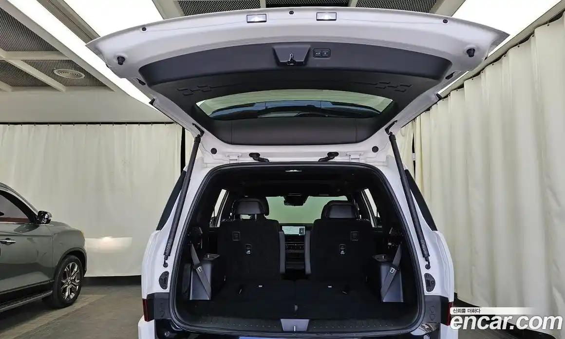 Hyundai Santa Fe 2024 2.5 Автомат в Москве № 107944, фото 3