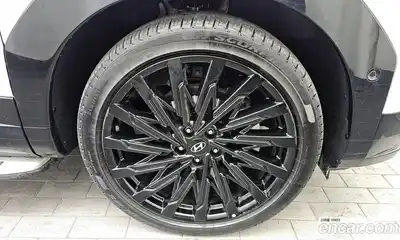 Hyundai Santa Fe 2024 2.5 Автомат в Москве № 107944, миниатюра 9