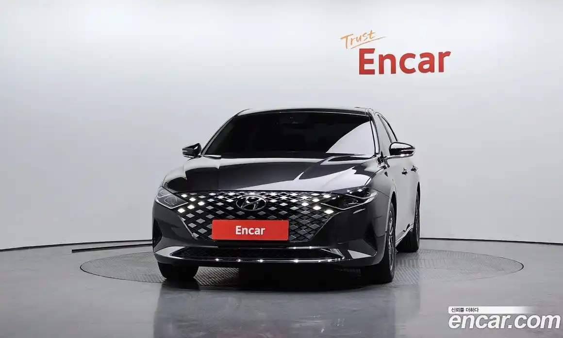 Hyundai Grandeur 2021 2.5 Автомат в Москве № 109240, фото 3