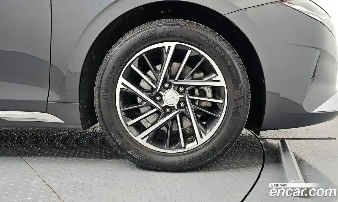 Hyundai Grandeur 2021 2.5 Автомат в Москве № 109240, фото 5