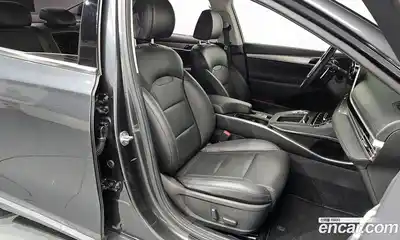 Hyundai Grandeur 2021 2.5 Автомат в Москве № 109240, миниатюра 10