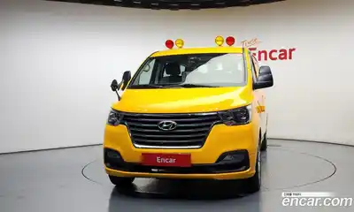 Hyundai Starex 2021 2.4 Автомат в Москве № 115068, миниатюра 3