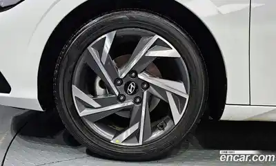 Hyundai Avante 2025 1.6 Автомат в Москве № 119579, миниатюра 10