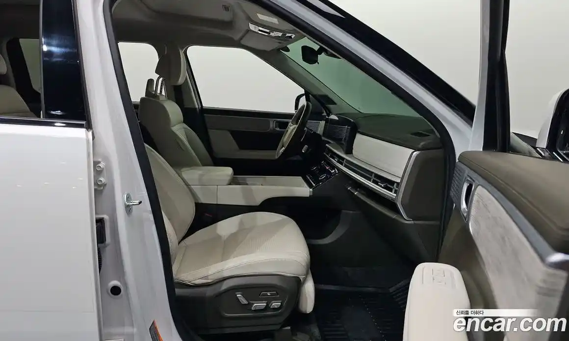 Hyundai Santa Fe 2024 2.5 Автомат в Москве № 119724, фото 11