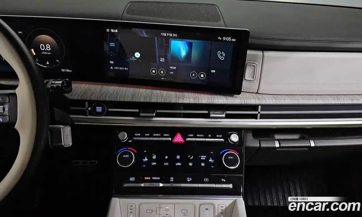 Hyundai Santa Fe 2024 2.5 Автомат в Москве № 119724, фото 14