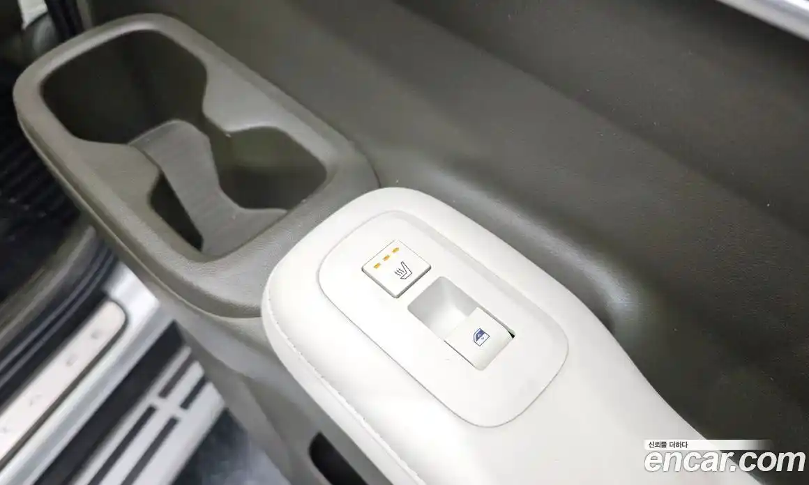 Hyundai Santa Fe 2024 2.5 Автомат в Москве № 119724, фото 18