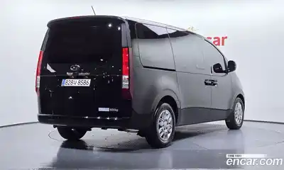 Hyundai Staria, 2024