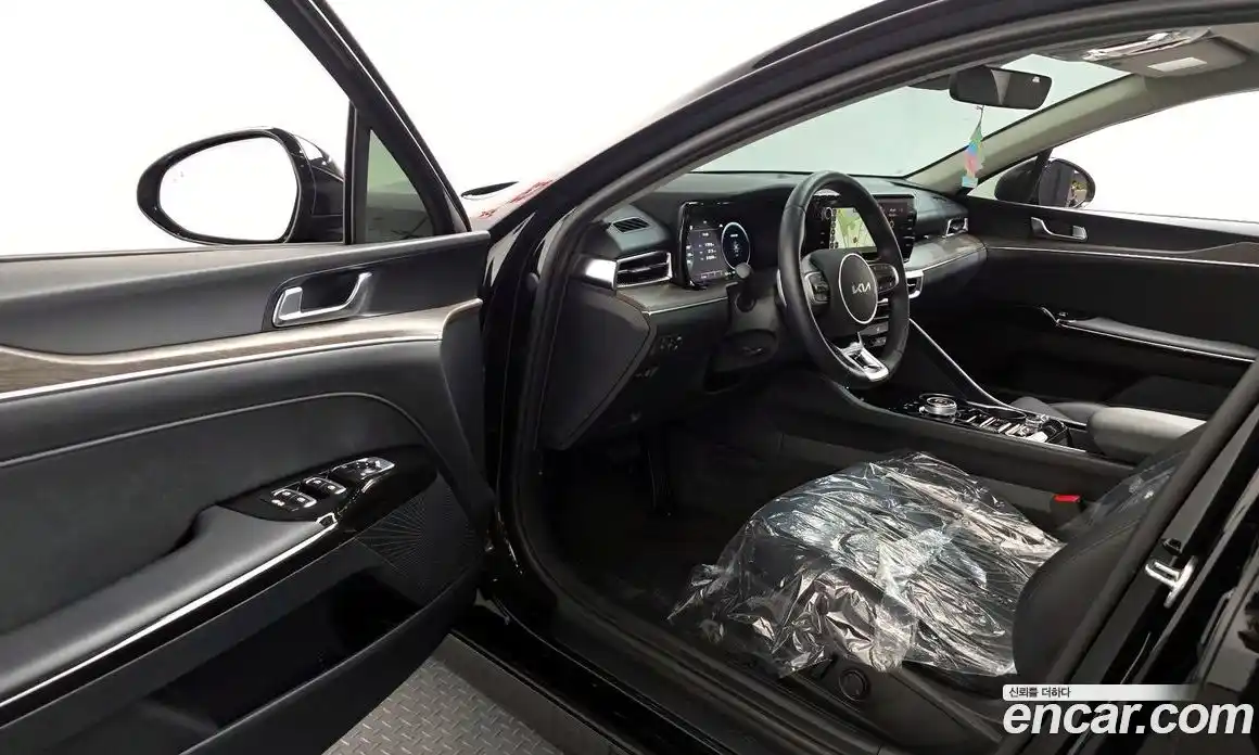 Kia K5 2023 2.0 Автомат в Москве № 120102, фото 18