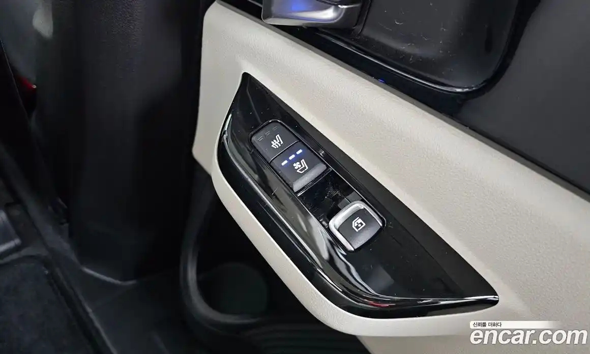 Kia Canival 2023 2.2 Автомат в Москве № 122167, фото 9