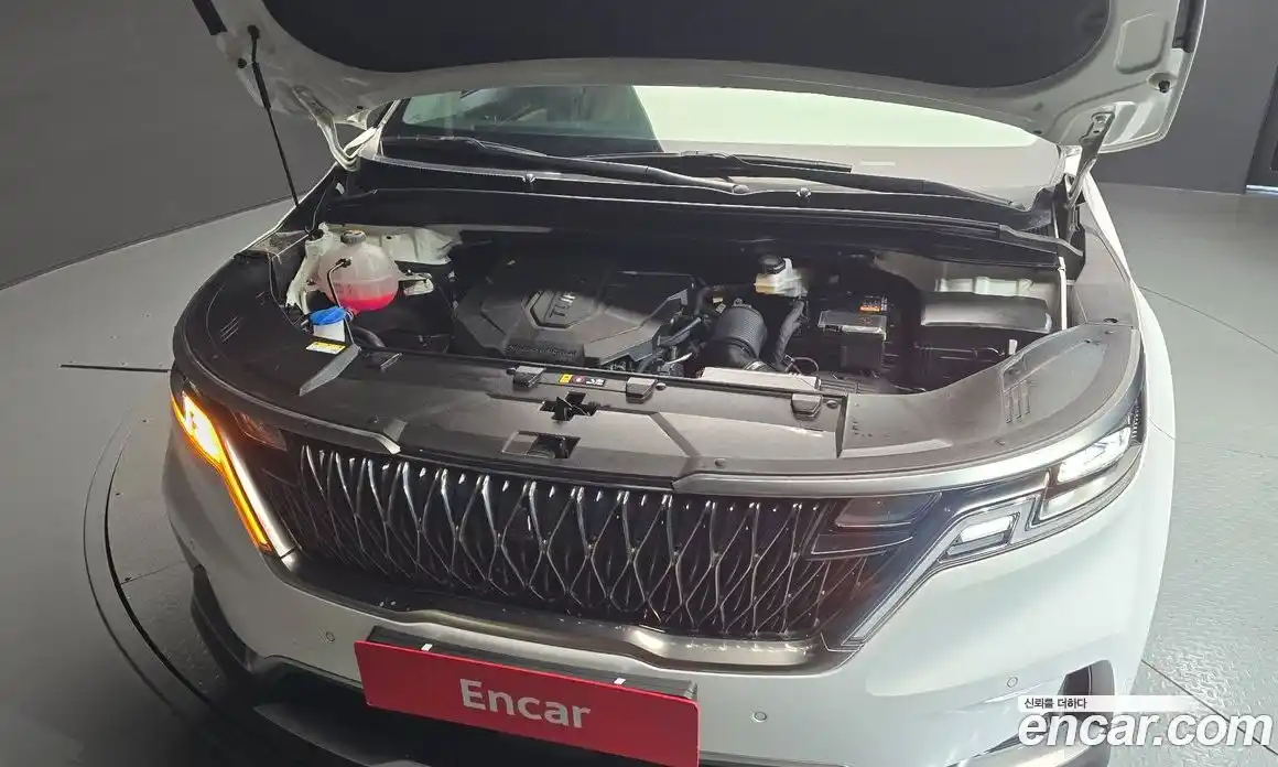 Kia Canival 2023 2.2 Автомат в Москве № 122170, фото 10