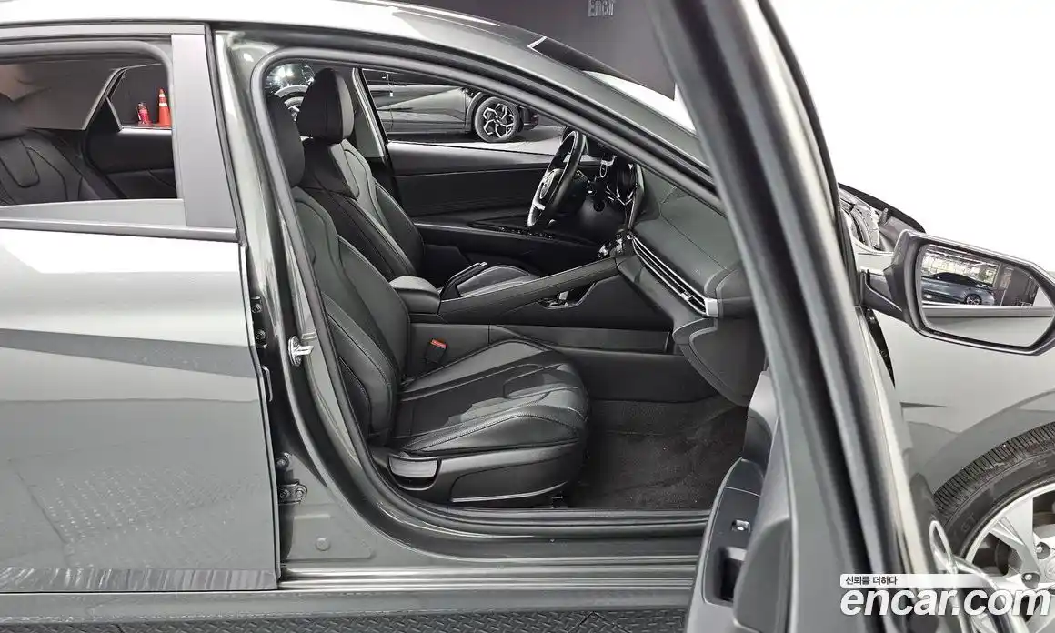 Hyundai Avante 2021 1.6 Автомат в Москве № 122662, фото 12