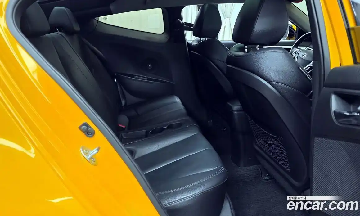 Hyundai Veloster 2014 1.6 Автомат в Москве № 123679, фото 13