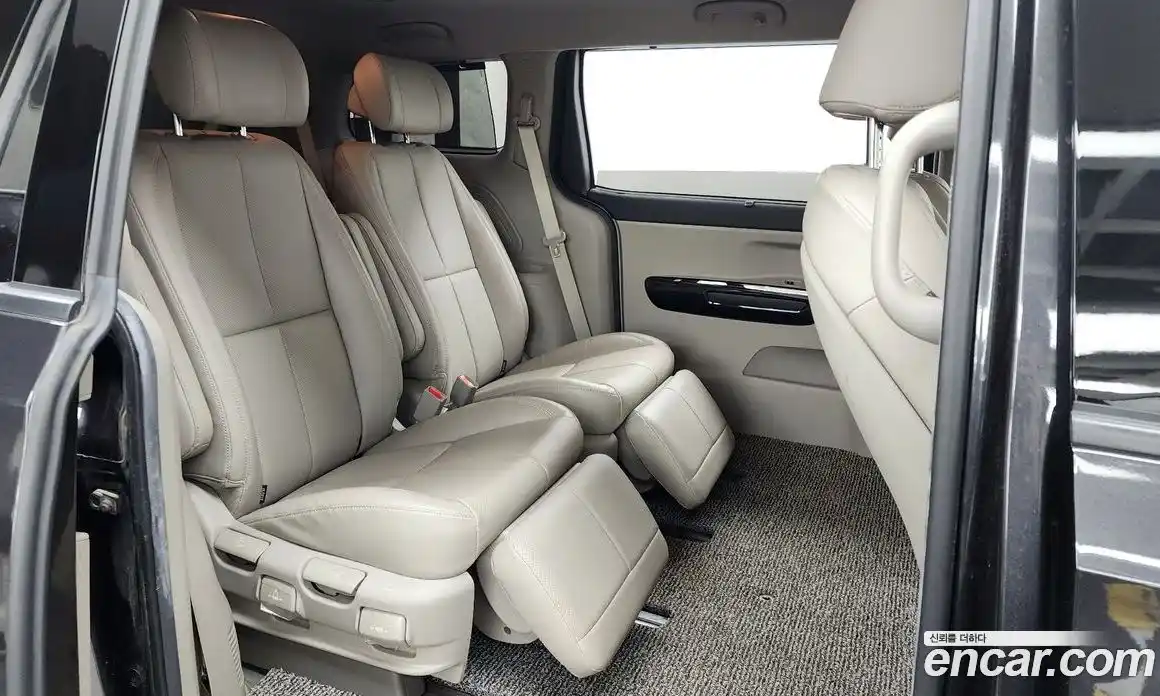 Kia Canival 2020 2.2 Автомат в Москве № 124328, фото 14