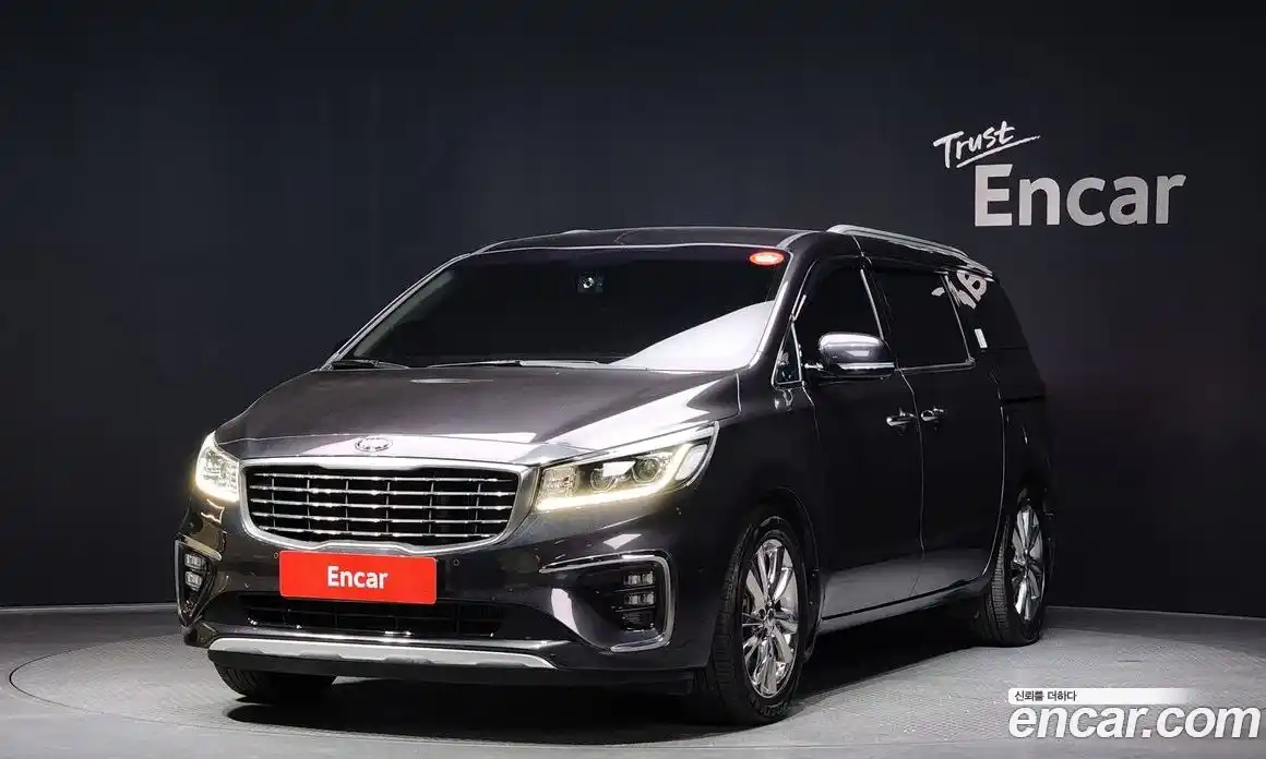 Kia Canival 2020 2.2 Автомат в Москве № 124328, фото 6