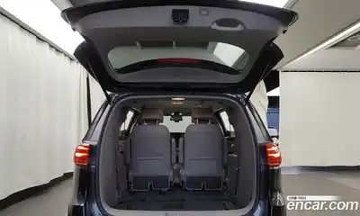 Kia Canival 2020 2.2 Автомат в Москве № 124328, миниатюра 9