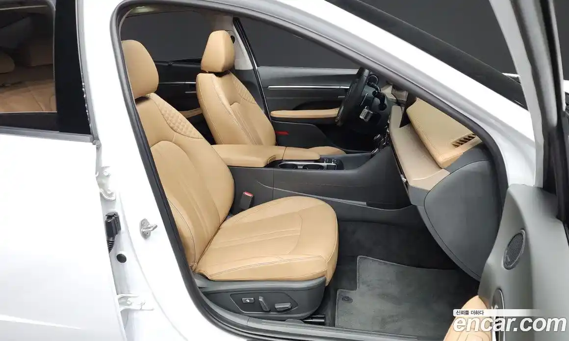 Hyundai Sonata 2024 2.0 Автомат в Москве № 124653, фото 3