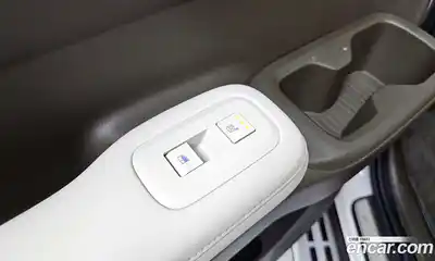 Hyundai Santa Fe 2024 1.6 Автомат в Москве № 125002, миниатюра 2