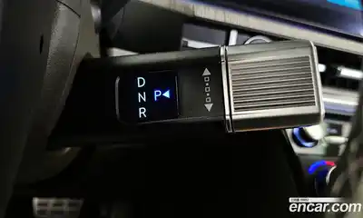 Hyundai Santa Fe 2024 1.6 Автомат в Москве № 125002, миниатюра 4