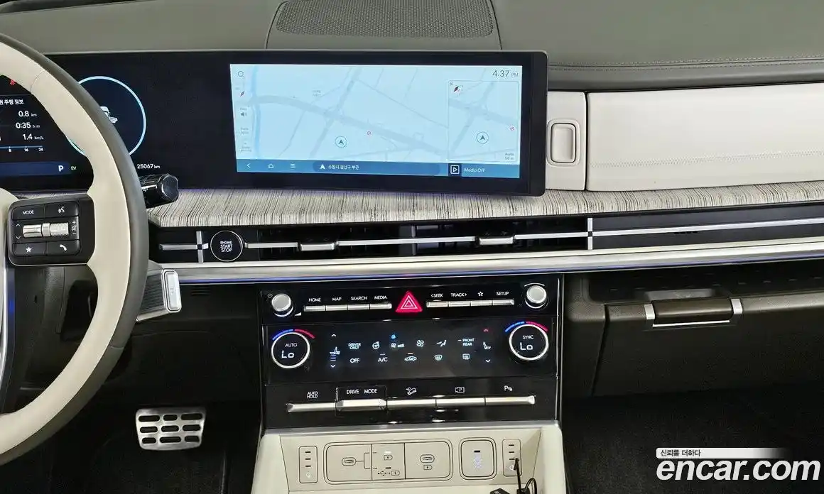 Hyundai Santa Fe 2024 1.6 Автомат в Москве № 125002, фото 8