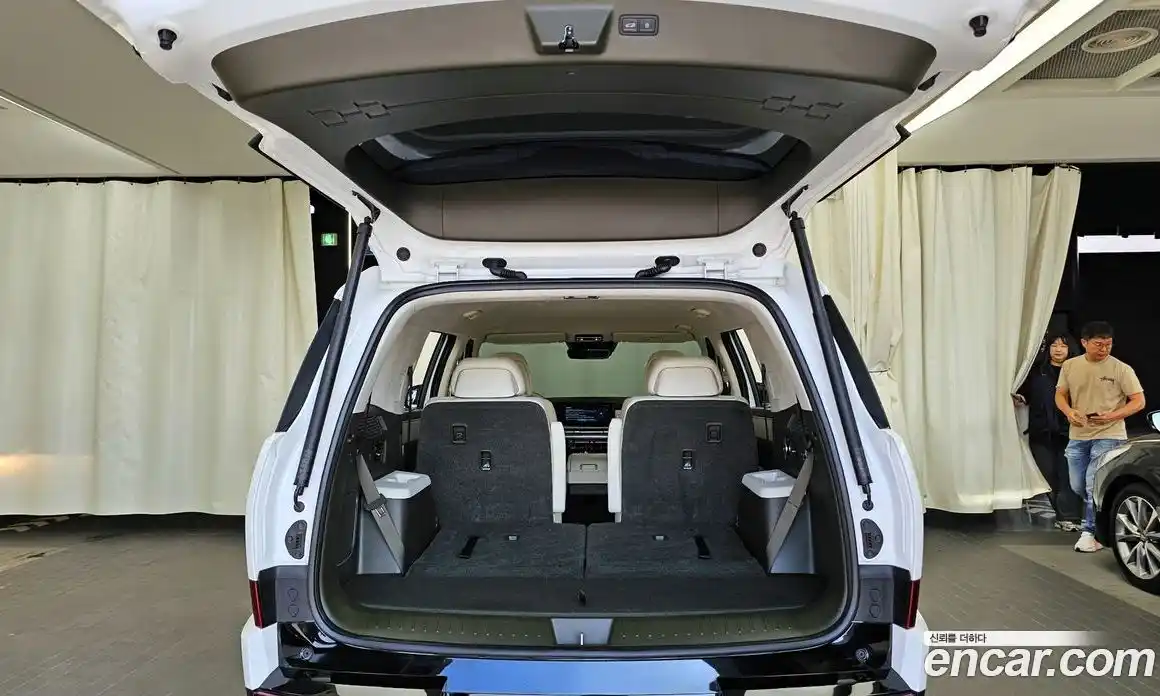 Hyundai Santa Fe 2024 1.6 Автомат в Москве № 125002, фото 10