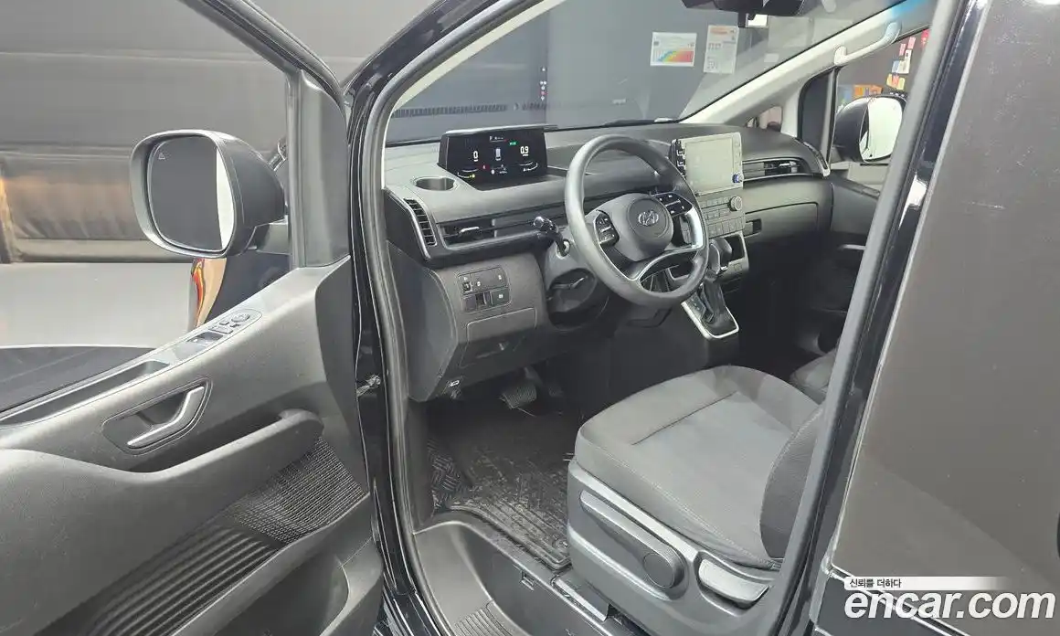 Hyundai Staria 2022 2.2 Автомат в Москве № 127064, фото 17