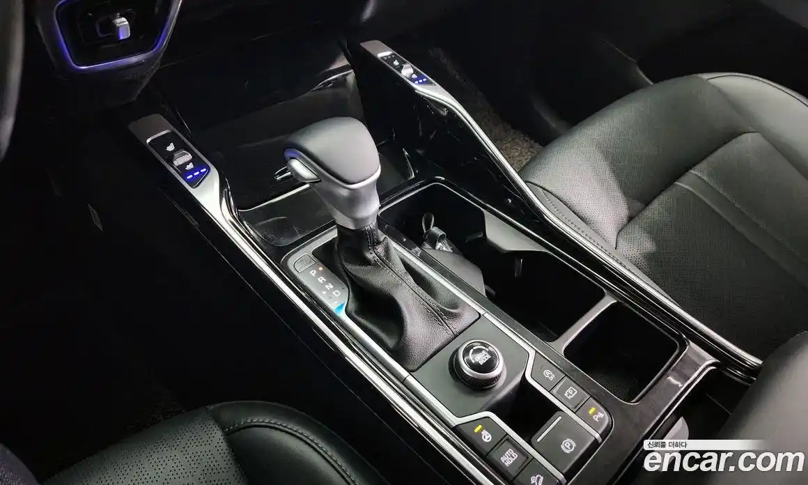 Kia Sorento 2023 2.5 Автомат в Москве № 127766, фото 1