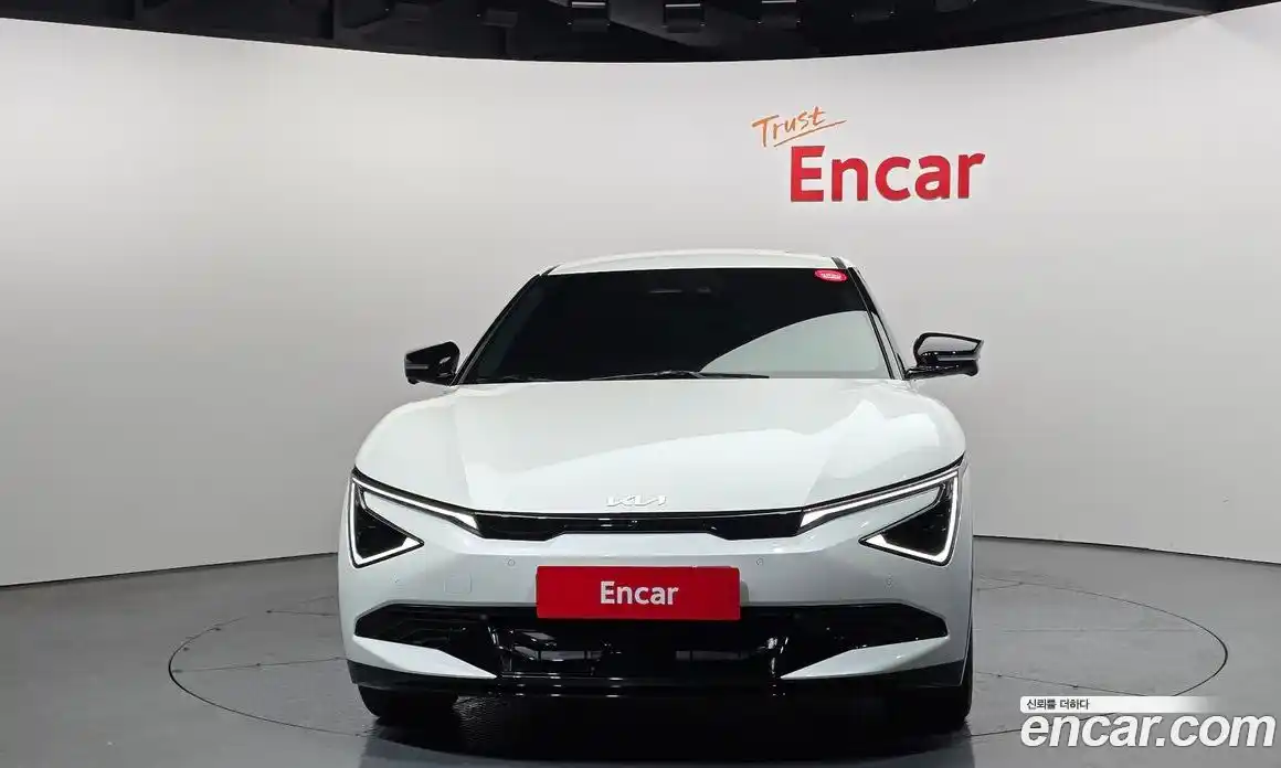 Kia EV6 2025 0.1 Автомат в Москве № 128270, фото 6