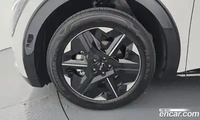 Kia EV6 2025 0.1 Автомат в Москве № 128270, миниатюра 8