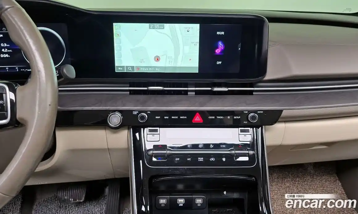 Kia Canival 2023 2.2 Автомат в Москве № 129124, фото 15