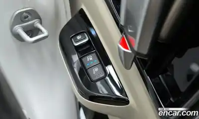 Kia Canival 2023 2.2 Автомат в Москве № 129124, миниатюра 7